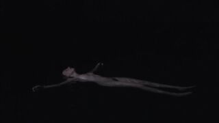 Louise Chevillotte nude - Une femme à la mer (2022) Full Frontal