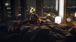 Marie Leuenberger, Vanessa Eckart nude - Laim und das Hasenherz (2022)