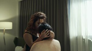 Mariona Teres - Pijamas espaciales (2022) failed sex scene