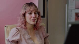 Natalia de Molina, Malena Alterio, Toni Acosta sexy  - Mirror Mirror (2022)