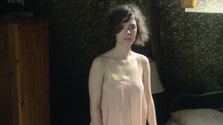 Liv Lisa Fries sexy - BB (2022) s04-e02