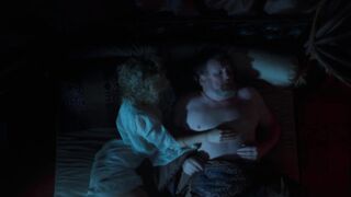 Ludivine Sagnier, Samantha Morton hot - The Serpent Queen (2022)  s01e04 (hisorical)