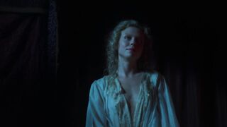 Ludivine Sagnier, Samantha Morton hot - The Serpent Queen (2022)  s01e04 (hisorical)