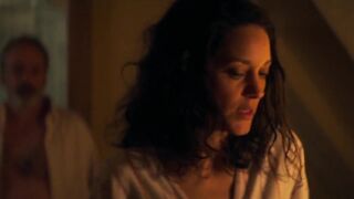 Marion Cotillard hot - Brother and Sister (2022) sex scene