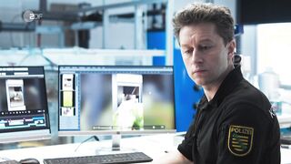 Sophie von Kessel not nudity scene - Erzgebirgskrimi (2022)s01e06