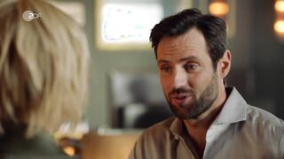 Tanja Wedhorn hot - Fritzie - Der Himmel muss warten (2022) s03e03-04 TV sex Scene