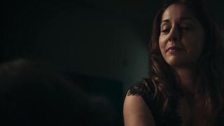 Ulrike C. Tscharre sex - Höllgrund (2022) s01e04 Dressing Scene