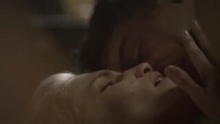 Déborah François, Margot Bancilhon nude - L'île prisonnière (2022) Hot&Sex episodes