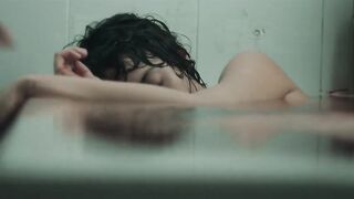 Nerea Barros, Cecilia Gomez nude - La novia gitana (2022) s01-e01,03