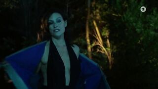 Nina Kronjäger, Sarah Buchholzer nude - Tatort (2022) Episode1188