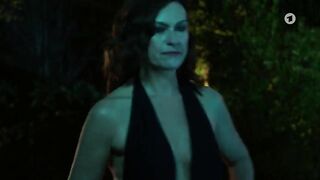 Nina Kronjäger, Sarah Buchholzer nude - Tatort (2022) Episode1188