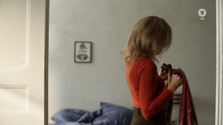 Anke Engelke, Petra Schmidt-Schaller nackte - Tödliche Geheimnisse - Das Versprechen (2020)