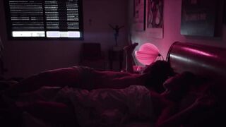 Julia Oristanio topless - Desaparecido (2020)