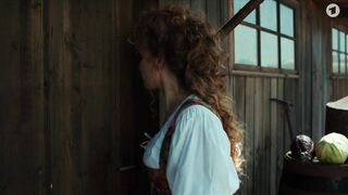 Sofie Gross, Angela Ascher, Brigitte Hobmeier nackte - Oktoberfest 1900  (2020) s01-e03,04