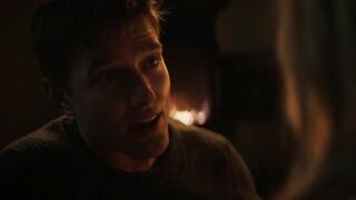 Alicia Silverstone naked - Last Survivors (2021)