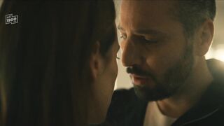 Antje Traue, Julia Koschitz - Am Anschlag hot - Die Macht der Kränkung (2021)s01e02