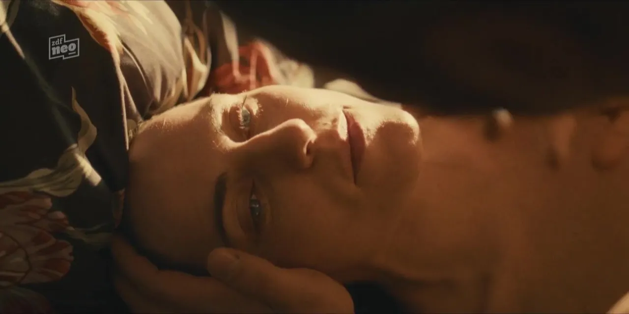 Antje Traue, Julia Koschitz – Am Anschlag hot – Die Macht der Kränkung (2021)s01e02