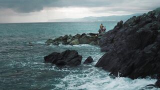 Caroline Hartig, Lena Klenke nude - Blackout (2021) s01-e03