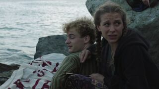 Caroline Hartig, Lena Klenke nude - Blackout (2021) s01-e03