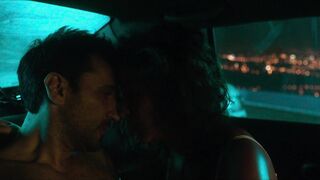 Fiorella Pennano nude - Busco novia (2021) Car Sex scene