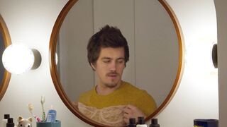 Karen Frydman nude - Maux Croises (2021)