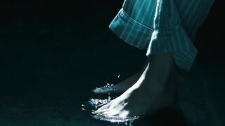 Svenja Jung naked- Fly (2021)