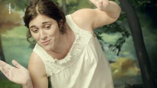 Camille Demoures nude - A Musee vous, a musee moi Le Dejeuner sur l'herbe - Libertinage (2019) Sexy Actress