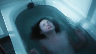 Josefine Preuss - Dein Leben gehört mir (2019) Nude Scenes