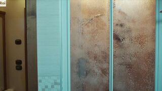 Rike Schmid - Blackout - Vite sospese s01e03 (2023) Naked Actress