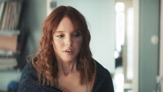 Lina Larissa Strahl, Tijan Marei, Safira Robens _ Malene Becker - Alle für Ella (2022) Nude Scene