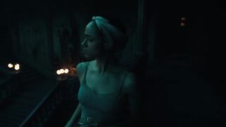 Nathalie Emmanuel, Stephanie Corneliussen - The Invitation (2022) Nude Scene from the movie