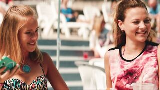 Alexandra Schmidt - Die letzte Party deines Lebens (2018) Sexy Scenes