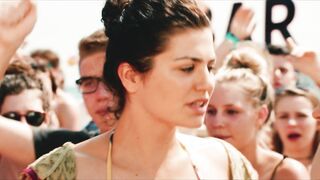 Chantal Zitzenbacher - Die letzte Party deines Lebens (2018) Hot Scene from the movie