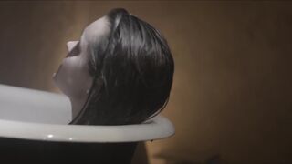 Laurine Fagu nude - L'huître (2018) Hot Scene