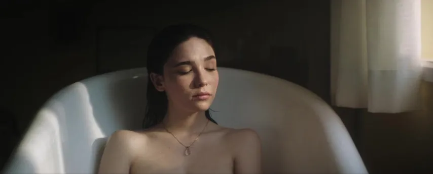 Matilda De Angelis – Rumori (2018) Hot Scenes