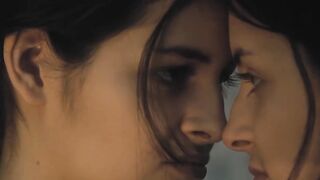 Sara Szymańska, Nadia Szymańska - Narcyz (2018) Sexy Scene