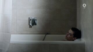 Sarah Hostettler - Tatort e1086 (2018) Nude Scene from the movie