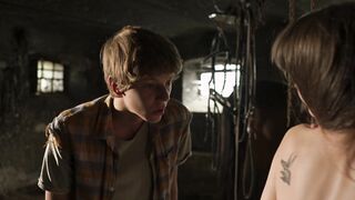 Emilie Neumeister sexy - Uzly a pomerance (2019) Hot Scene