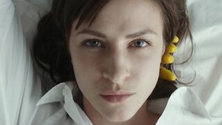 Luisa-Celine Gaffron, Natalia Belitski nude - Stillstehen (2019) Lesbian Movie Scenes | Hot Topless Actresses