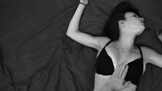 Marie Cluzet hot, Raphaëlle Sahler sexy - Serenade (2019) Hottest Cut Scenes