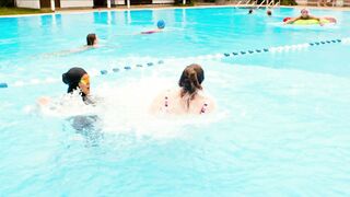 Andrea Sawatzki, Maria Happel - Freibad (2022) Sexy Scene