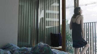 Clémence Josseau topless - A cause du soleil (2020) Bathtub Nude Scene