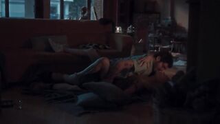 Dilan Cicek Deniz, Dolunay Soysert - Don't Leave (Kal) (2022) Sexy Scene from the movie