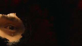 Phoebe Walker, Katrina Dovey - LiveScream (2022) Hot Scene from the movie