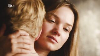 Rieke Seja, Maria Simon, Janina Elkin, Julia Beautx - Gestern waren wir noch Kinder (2022)  s01e03-06