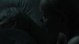 Dorota Pomykala sexy - Woman on the Roof (2022) nudity scene