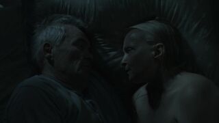 Dorota Pomykala sexy - Woman on the Roof (2022) nudity scene