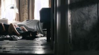 Franziska Machens nude - Lieber Kurt (2022). Sex on the floor and a nydity scene in the bathroom