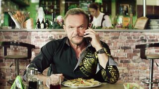 Aleksandra Poplawska, Julia Wieniawa nudity and sexy - Nie cudzolóz i nie kradnij (2022) Polish hottest video