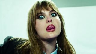 Victoria De Angelis - Maneskin - Gossip ft. Tom Morello (2023) hottest video